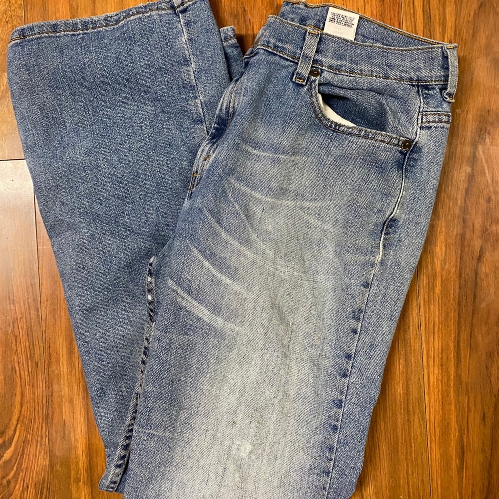 14L Levi’s Ripped Denim Bootcut Jeans